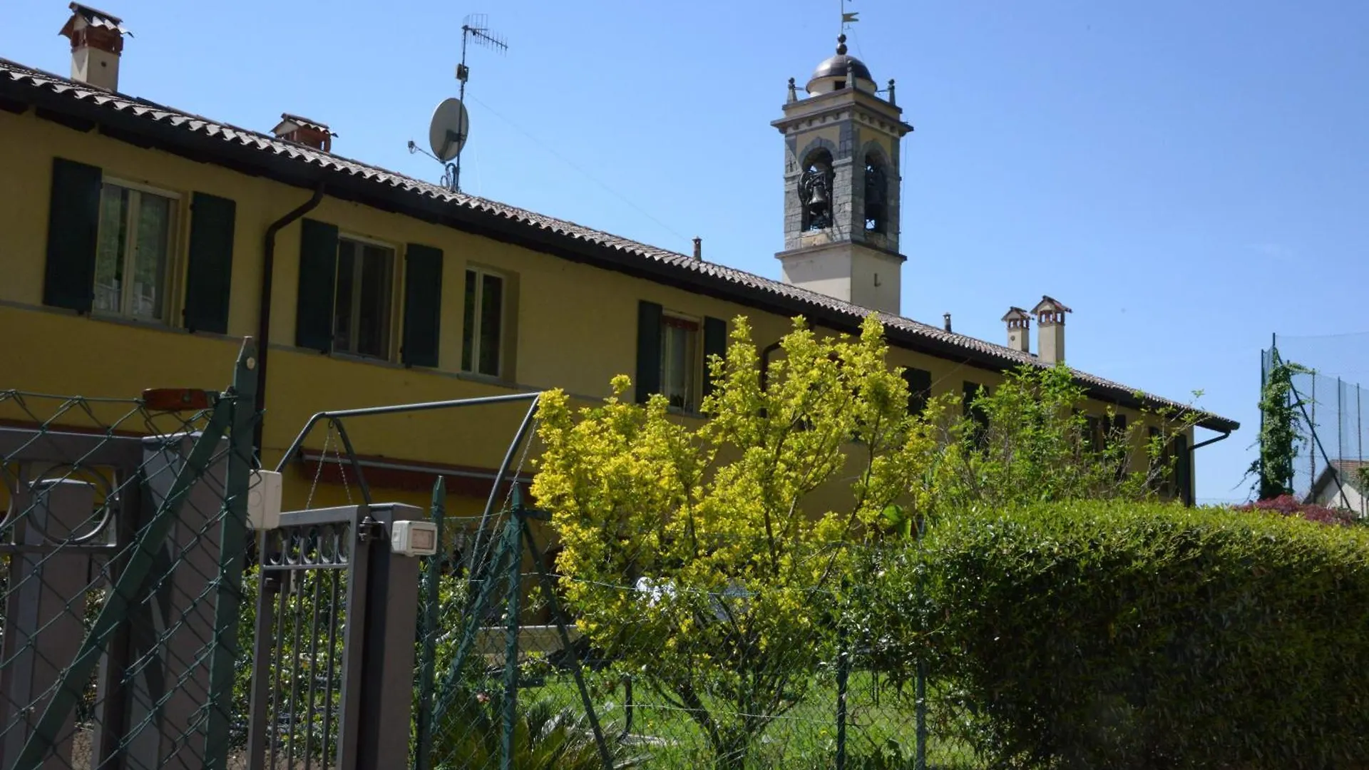 Slim Apartment#20 - Montorfano Lake 0*,  Italy
