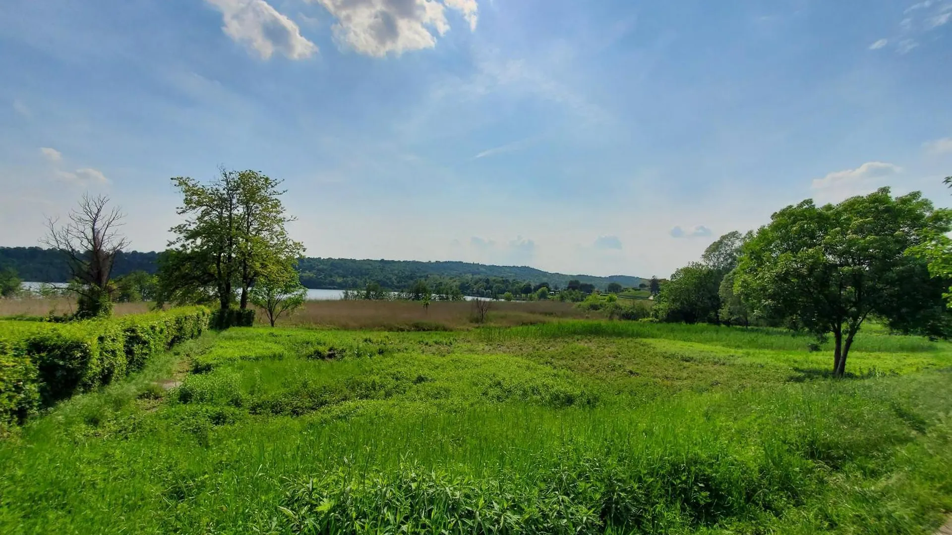 Slim Apartment#20 - Montorfano Lake Apartment